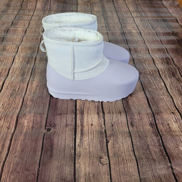 Ugg Boots Womens 10 Lavender Mini Classic Pumped Molded Suede Upper Plush Lined - Picture 1 of 9